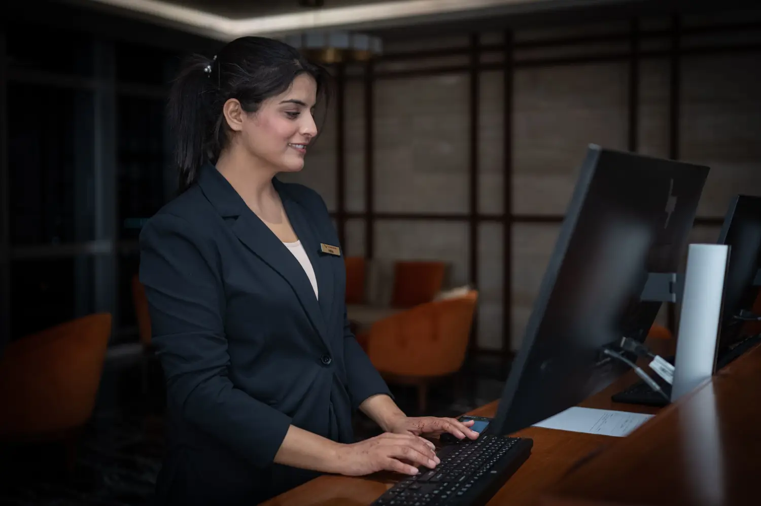 Recepción de hotel usando el sistema